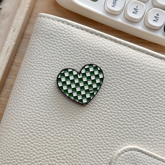 Olive Green | Checkered Heart | Magnetic Binder Pin
