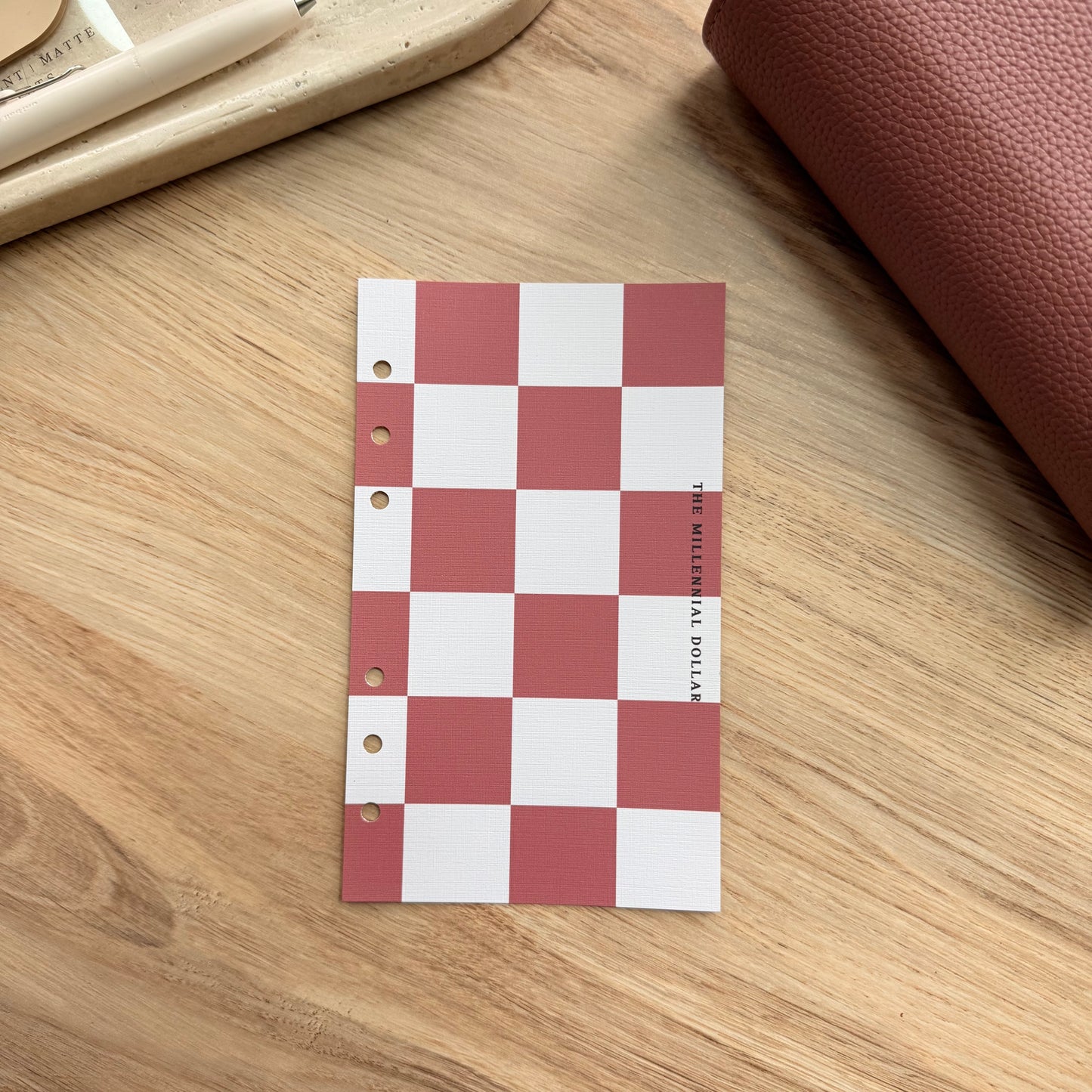 French Kiss | A6 | Linen Dashboard