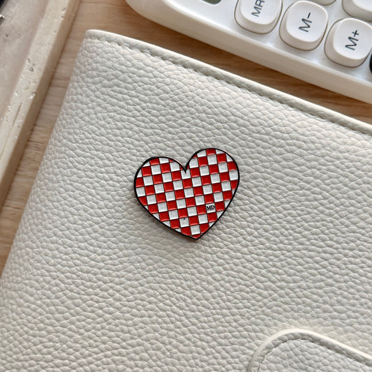 Salmon Red | Checkered Heart | Magnetic Binder Pin