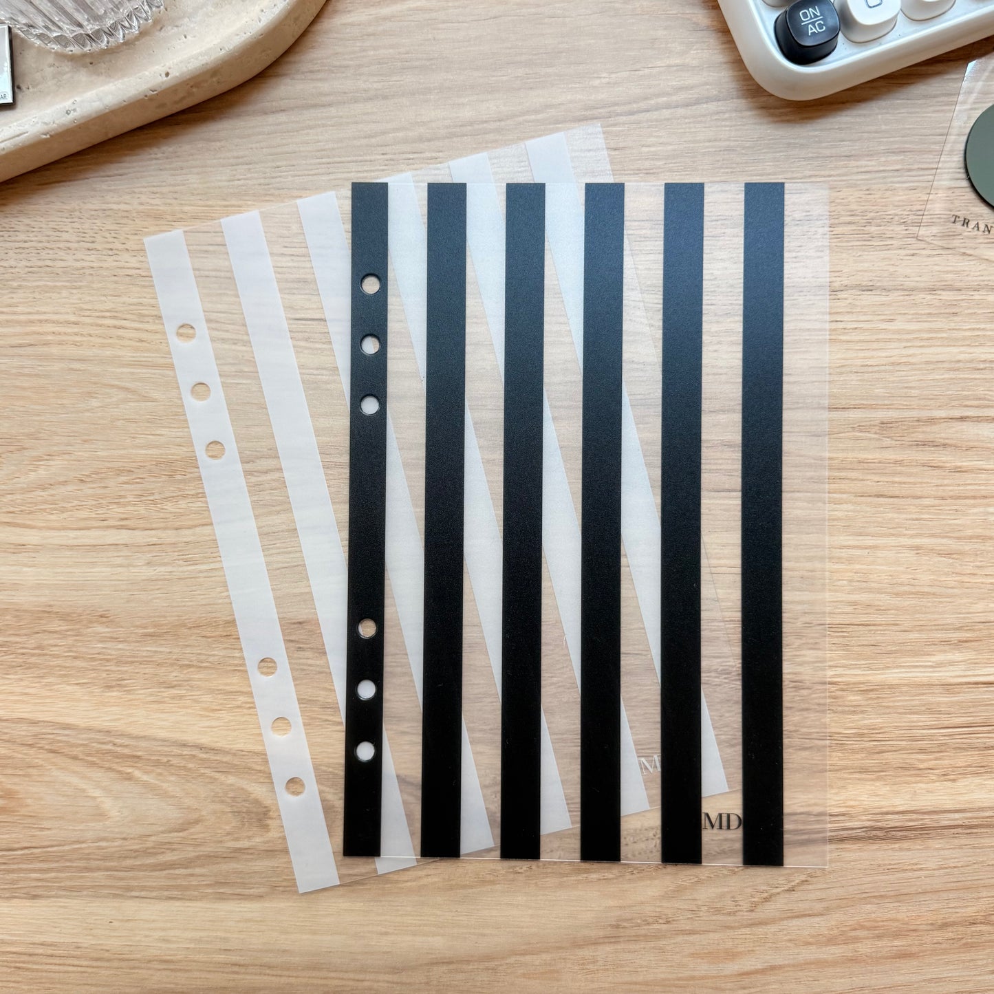 Stripes | Dashboard | Black
